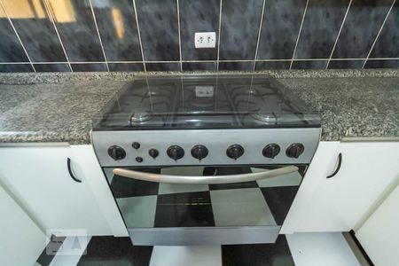 Casa à venda com 150m², 3 quartos e 2 vagasFogão