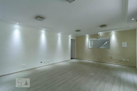 Sala de casa para alugar com 3 quartos, 150m² em Parque Terra Nova Ii, São Bernardo do Campo