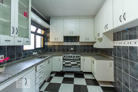 Casa à venda com 150m², 3 quartos e 2 vagasArmários