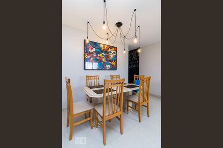 Apartamento à venda com 63m², 2 quartos e 1 vaga Apartamento à venda com 63m², 2 quartos e 1 vagaSala