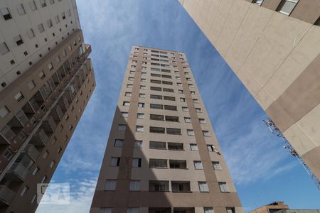 Apartamento à venda com 63m², 2 quartos e 1 vaga Apartamento à venda com 63m², 2 quartos e 1 vagaFachada