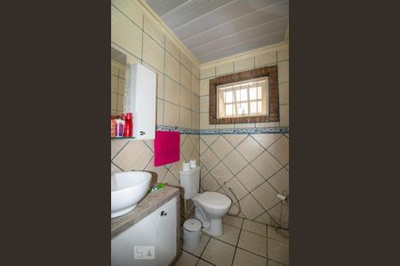 Casa à venda com 200m², 3 quartos e 4 vagasBanheiro da  Suíte