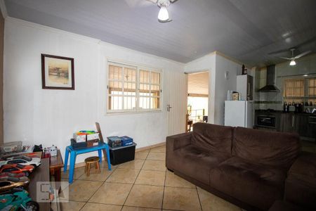 Casa à venda com 200m², 3 quartos e 4 vagasSala de TV