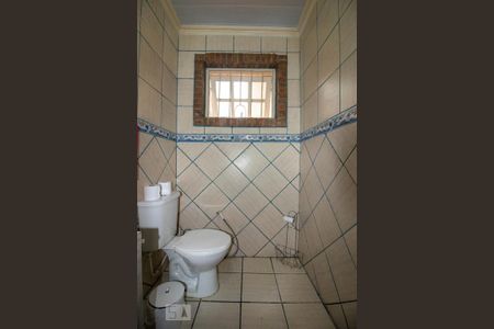 Casa à venda com 200m², 3 quartos e 4 vagasBanheiro da  Suíte