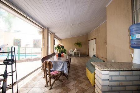 Casa à venda com 200m², 3 quartos e 4 vagasÁrea comum - Churrasqueira