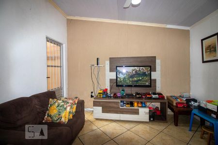 Casa à venda com 200m², 3 quartos e 4 vagasSala de TV