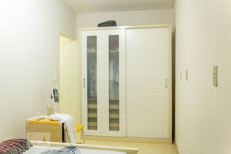 Casa à venda com 184m², 4 quartos e 1 vaga Casa à venda com 184m², 4 quartos e 1 vagaQuarto 4