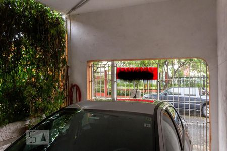 Casa à venda com 184m², 4 quartos e 1 vaga Casa à venda com 184m², 4 quartos e 1 vagaGaragem