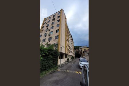 Apartamento à venda com 56m², 2 quartos e sem vaga Apartamento à venda com 56m², 2 quartos e sem vagaFachada