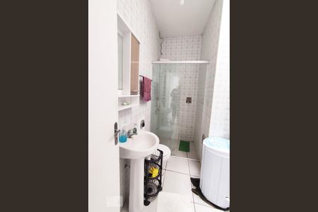 Apartamento à venda com 100m², 2 quartos e sem vagaBanheiro