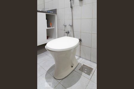 Apartamento à venda com 150m², 4 quartos e 2 vagas Apartamento à venda com 150m², 4 quartos e 2 vagasBanheiro da suíte