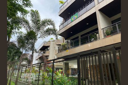 Apartamento à venda com 150m², 4 quartos e 2 vagas Apartamento à venda com 150m², 4 quartos e 2 vagasFachada