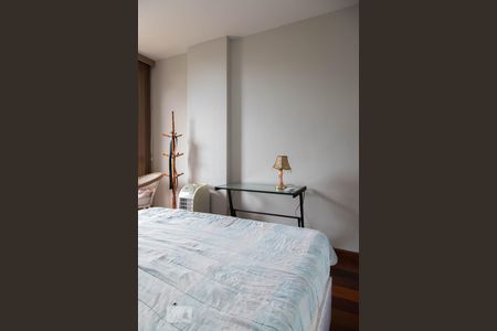 Apartamento à venda com 150m², 4 quartos e 2 vagas Apartamento à venda com 150m², 4 quartos e 2 vagasQuarto 2