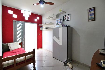 Casa à venda com 180m², 3 quartos e 6 vagasQuarto 3