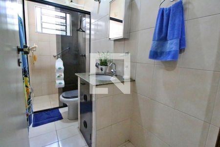 Casa à venda com 180m², 3 quartos e 6 vagasBanheiro Social