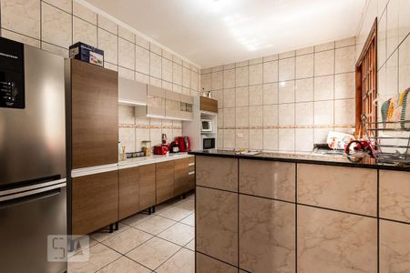 Casa à venda com 300m², 3 quartos e 4 vagas Casa à venda com 300m², 3 quartos e 4 vagasCozinha