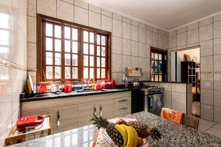 Casa à venda com 300m², 3 quartos e 4 vagas Casa à venda com 300m², 3 quartos e 4 vagasCozinha