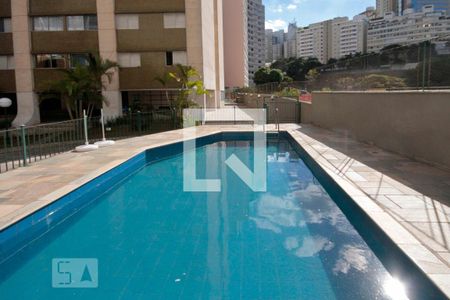 Apartamento à venda com 45m², 1 quarto e 1 vaga Apartamento à venda com 45m², 1 quarto e 1 vagaÁrea comum - Piscina