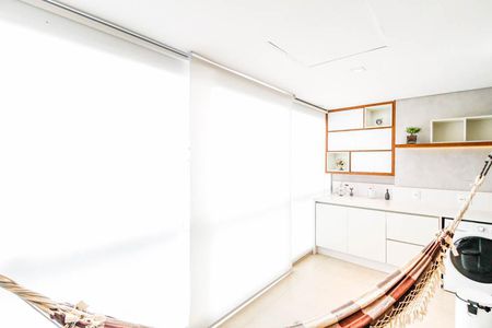 Apartamento para alugar com 78m², 2 quartos e 1 vagaVaranda