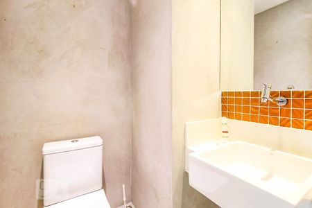 Lavabo de apartamento para alugar com 2 quartos, 78m² em Santo Amaro, São Paulo