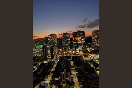 Apartamento para alugar com 78m², 2 quartos e 1 vagaVista Varanda