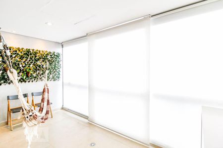 Apartamento para alugar com 78m², 2 quartos e 1 vagaVaranda