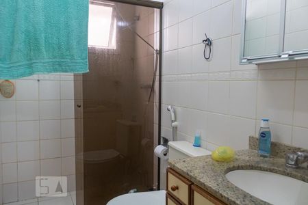 Casa de condomínio à venda com 150m², 3 quartos e 2 vagas Casa de condomínio à venda com 150m², 3 quartos e 2 vagasBanheiro da Suíte