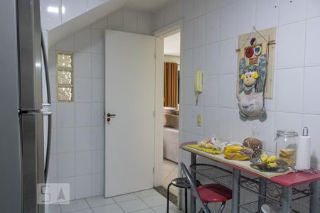 Casa de condomínio à venda com 150m², 3 quartos e 2 vagas Casa de condomínio à venda com 150m², 3 quartos e 2 vagasCozinha