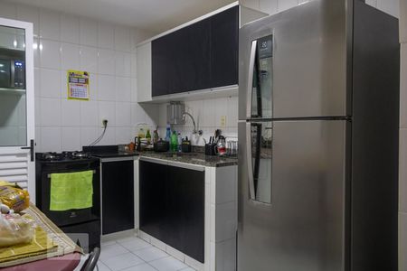 Casa de condomínio à venda com 150m², 3 quartos e 2 vagas Casa de condomínio à venda com 150m², 3 quartos e 2 vagasCozinha