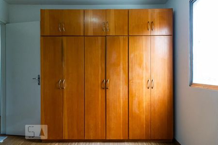 Quarto 1 de apartamento para alugar com 2 quartos, 55m² em Bosque da Saúde, São Paulo