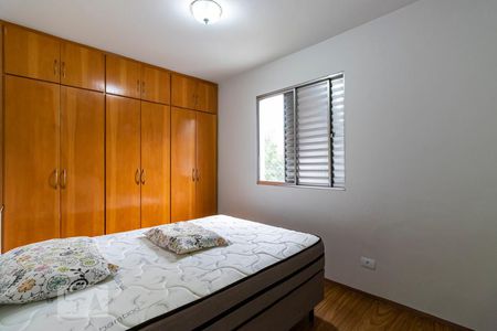 Quarto 2 de apartamento para alugar com 2 quartos, 55m² em Bosque da Saúde, São Paulo