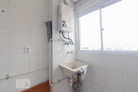 Apartamento à venda com 40m², 2 quartos e 1 vaga Apartamento à venda com 40m², 2 quartos e 1 vagaÁrea de serviço