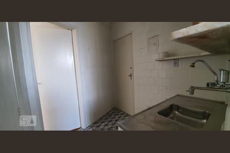 Apartamento à venda com 70m², 3 quartos e sem vaga