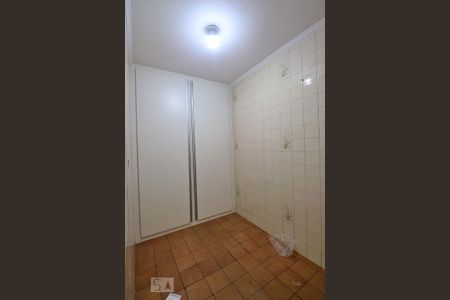 Casa à venda com 141m², 3 quartos e 2 vagasQuarto de Serviço