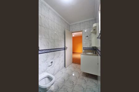 Casa à venda com 141m², 3 quartos e 2 vagasBanheiro da Suíte