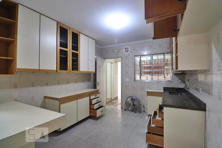 Casa à venda com 141m², 3 quartos e 2 vagasCozinha