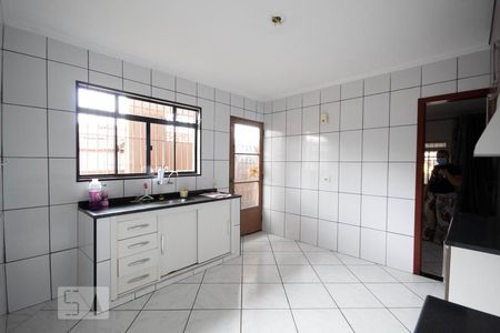 Casa à venda com 176m², 3 quartos e 2 vagas Casa à venda com 176m², 3 quartos e 2 vagasCozinha