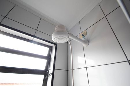 Casa à venda com 176m², 3 quartos e 2 vagas Casa à venda com 176m², 3 quartos e 2 vagasBanheiro Corredor