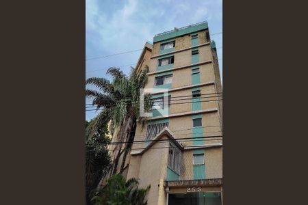 Apartamento para alugar com 116m², 3 quartos e 1 vaga Apartamento para alugar com 116m², 3 quartos e 1 vagaFachada