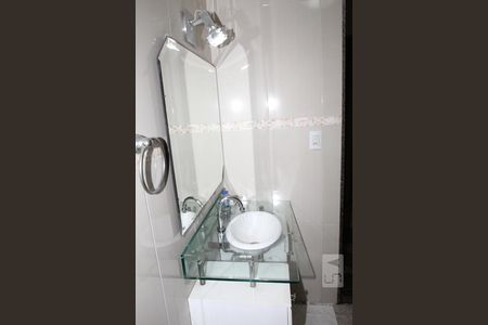 Casa à venda com 400m², 5 quartos e 7 vagasBanheiro Social