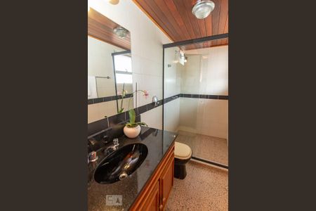 Apartamento à venda com 475m², 3 quartos e 2 vagas Apartamento à venda com 475m², 3 quartos e 2 vagasBanheiro 2