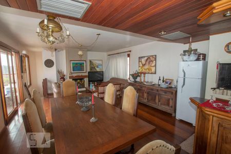 Apartamento à venda com 475m², 3 quartos e 2 vagas Apartamento à venda com 475m², 3 quartos e 2 vagasSala de TV