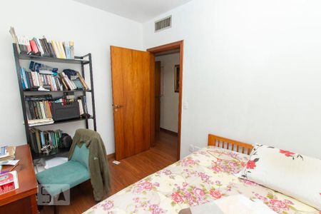 Apartamento à venda com 475m², 3 quartos e 2 vagas Apartamento à venda com 475m², 3 quartos e 2 vagasQuarto 3