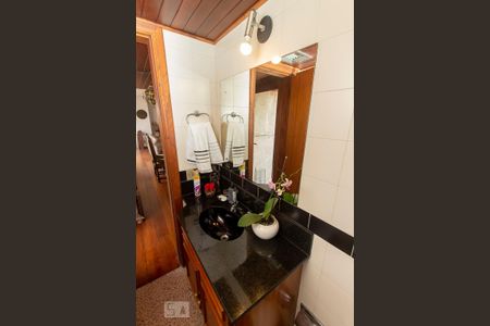 Apartamento à venda com 475m², 3 quartos e 2 vagas Apartamento à venda com 475m², 3 quartos e 2 vagasBanheiro 2