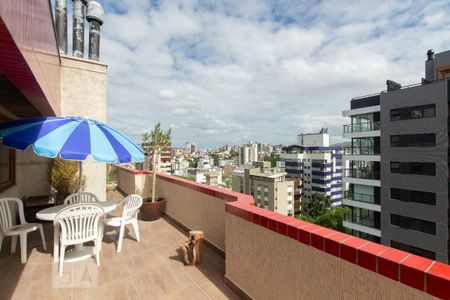 Apartamento à venda com 475m², 3 quartos e 2 vagas Apartamento à venda com 475m², 3 quartos e 2 vagasTerraço - Cobertura