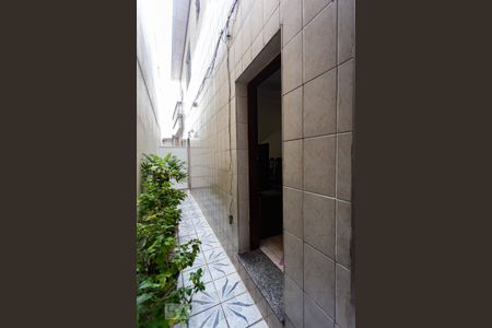 Casa à venda com 150m², 3 quartos e 2 vagas Casa à venda com 150m², 3 quartos e 2 vagasCorredor