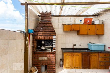 Casa à venda com 150m², 3 quartos e 2 vagas Casa à venda com 150m², 3 quartos e 2 vagasQuintal