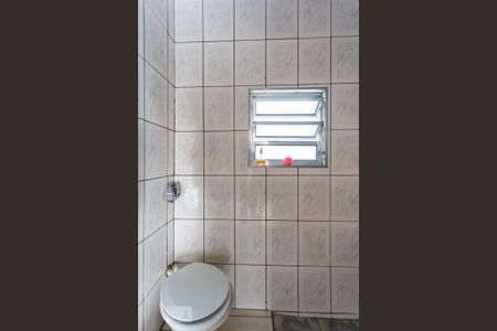 Casa à venda com 150m², 3 quartos e 2 vagas Casa à venda com 150m², 3 quartos e 2 vagasBanheiro da Suíte 2