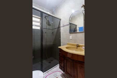 Casa à venda com 150m², 3 quartos e 2 vagas Casa à venda com 150m², 3 quartos e 2 vagasBanheiro