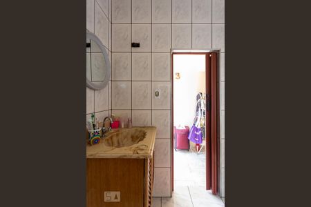 Casa à venda com 150m², 3 quartos e 2 vagas Casa à venda com 150m², 3 quartos e 2 vagasBanheiro da Suíte 2